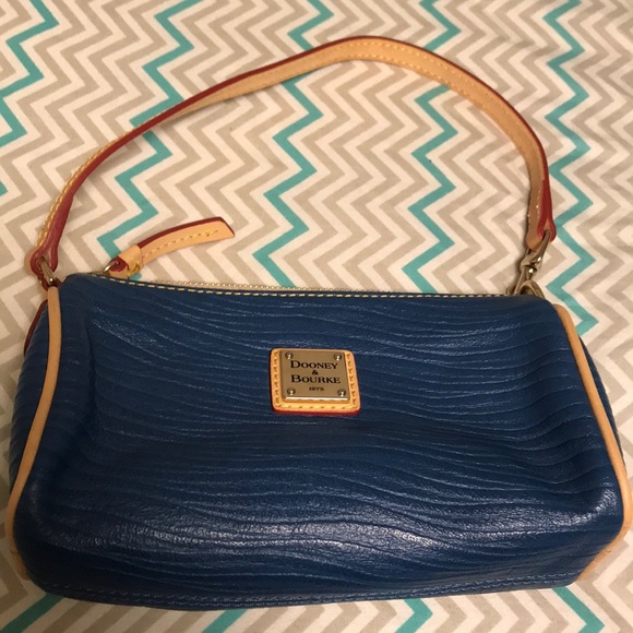Dooney & Bourke Handbags - NWOT Dooney & Bourke Blue Leather Purse